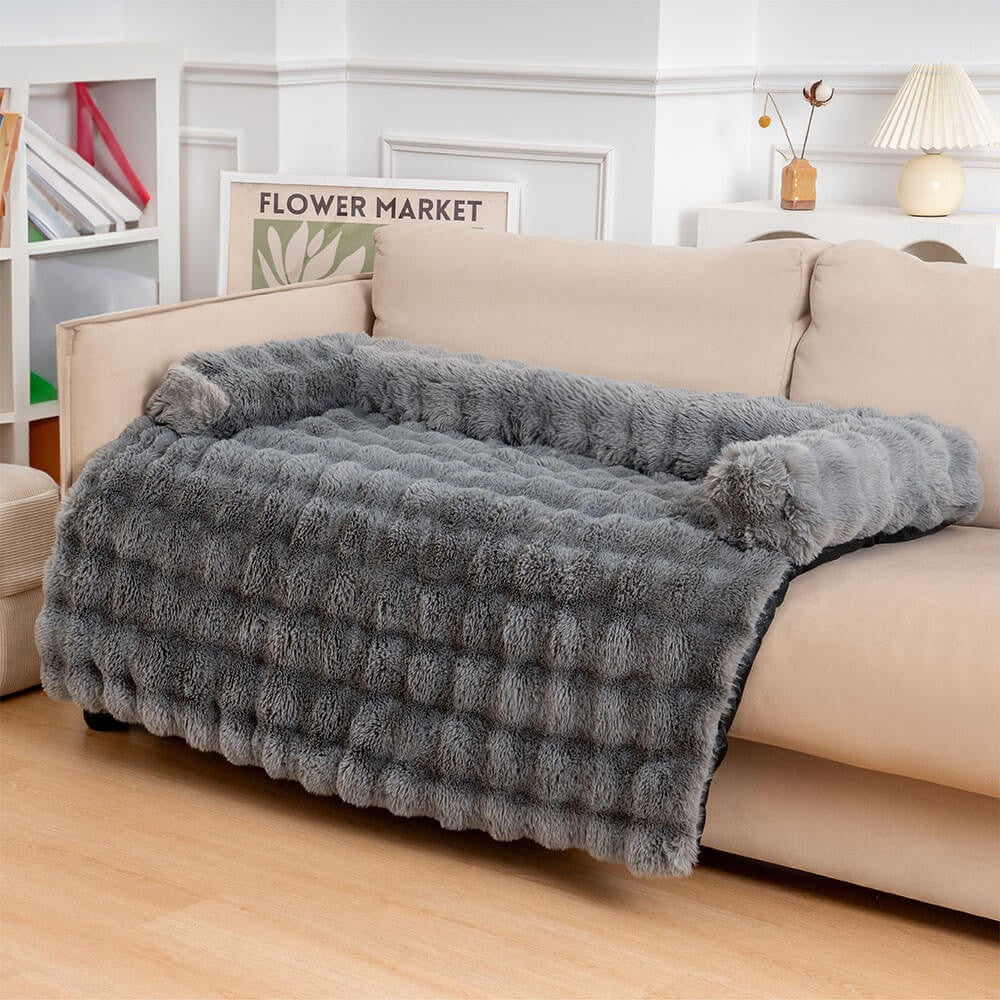 Plush Anti-Slip Dog Sofa Mat – Calming & Protective
