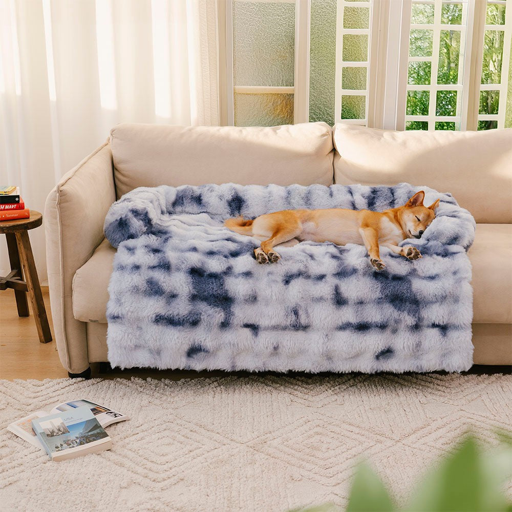 Plush Anti-Slip Dog Sofa Mat – Calming & Protective