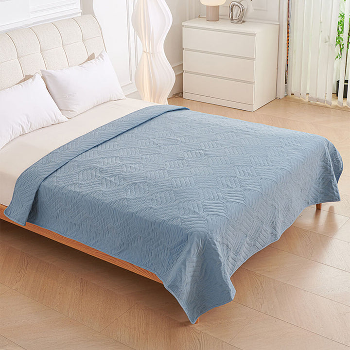 Multifunctional Water-resistant Urine Proof & Washable Pet Blanket Bed Cover